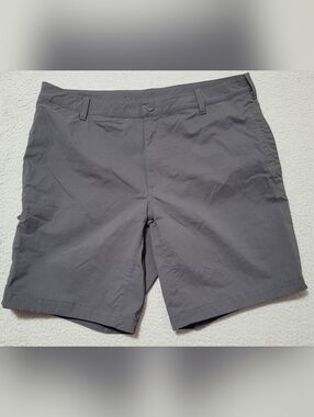The North Face Gray Hiking Shorts Mens 36